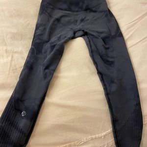 Lululemon tie dye leggings